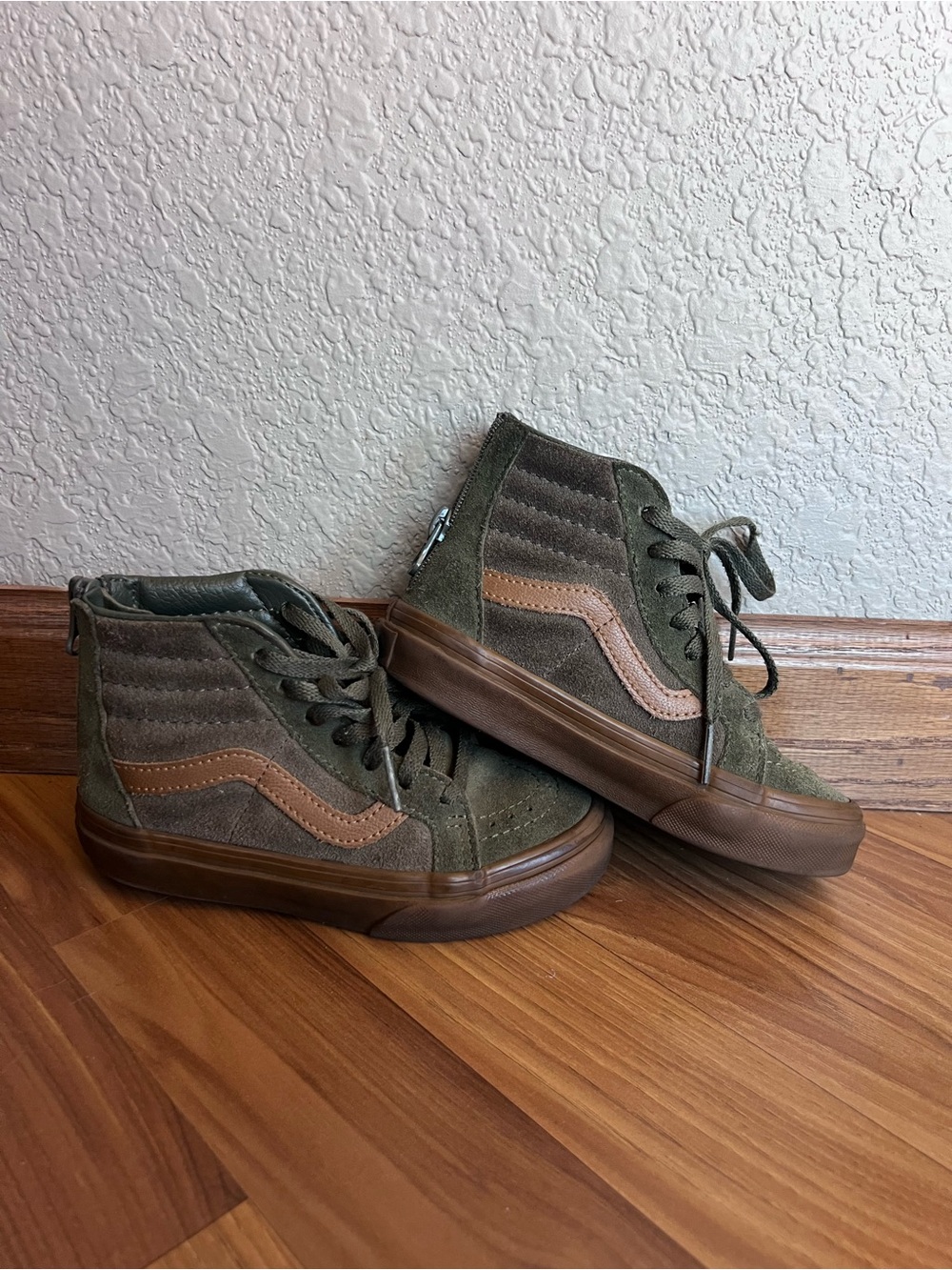 Vans Sk8-Hi Zip Suede High Top Sneakers